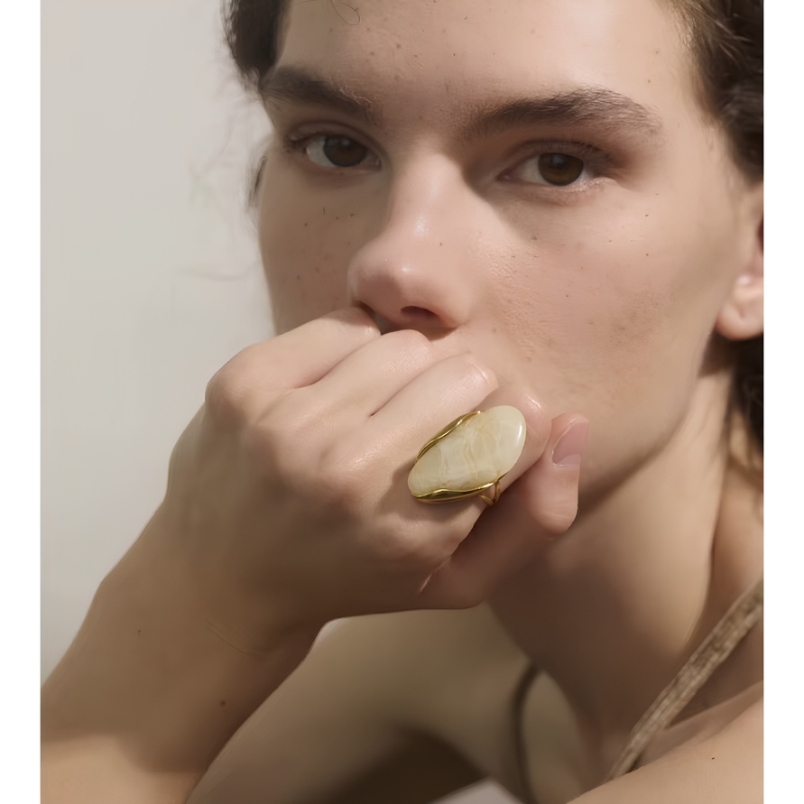 The Geo Resin Ring