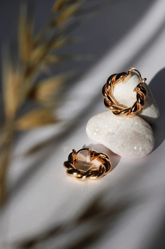 Luna croissant crescent stud earrings 925 silver SARÉ